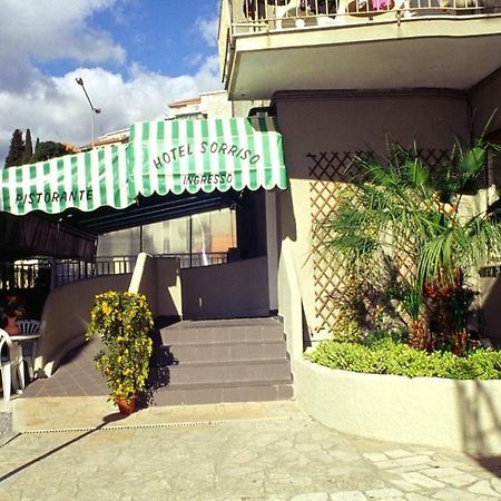 Albergo Sorriso Spotorno Buitenkant foto